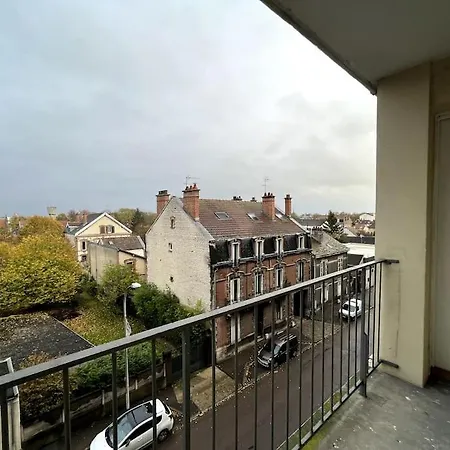 Apartment Familial - *